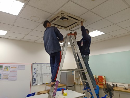 中央空调风管清洗方法-管道清洗设备-东莞风管清洗消毒 