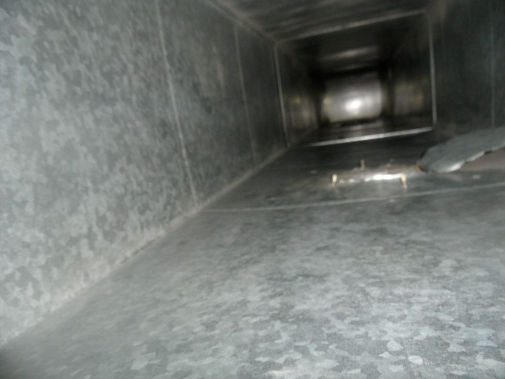 送风系统的清洗-管道清洗厂家