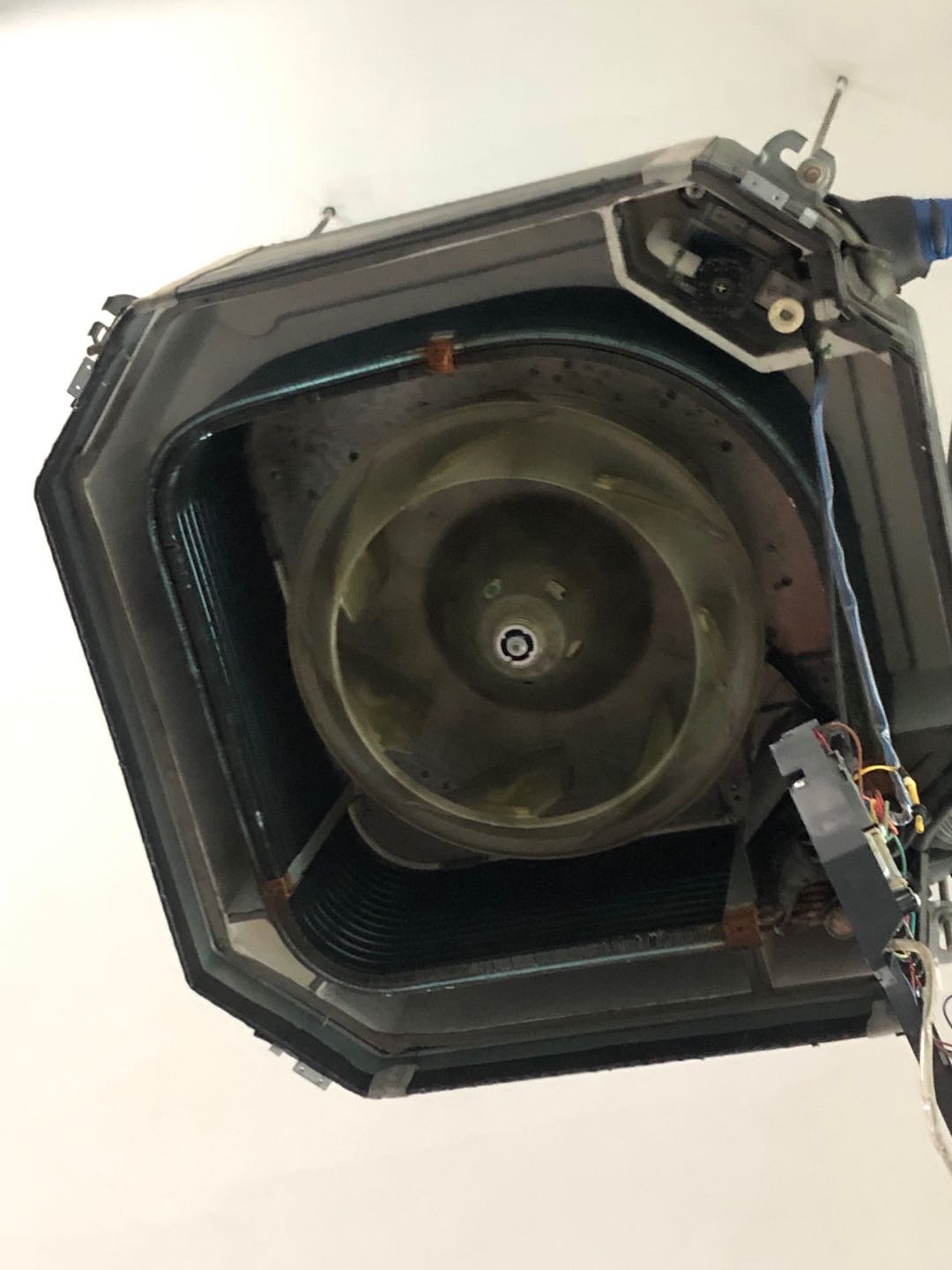 工业天花机清洗消毒流程-清洗中山市天花机-中山市天花机清洗